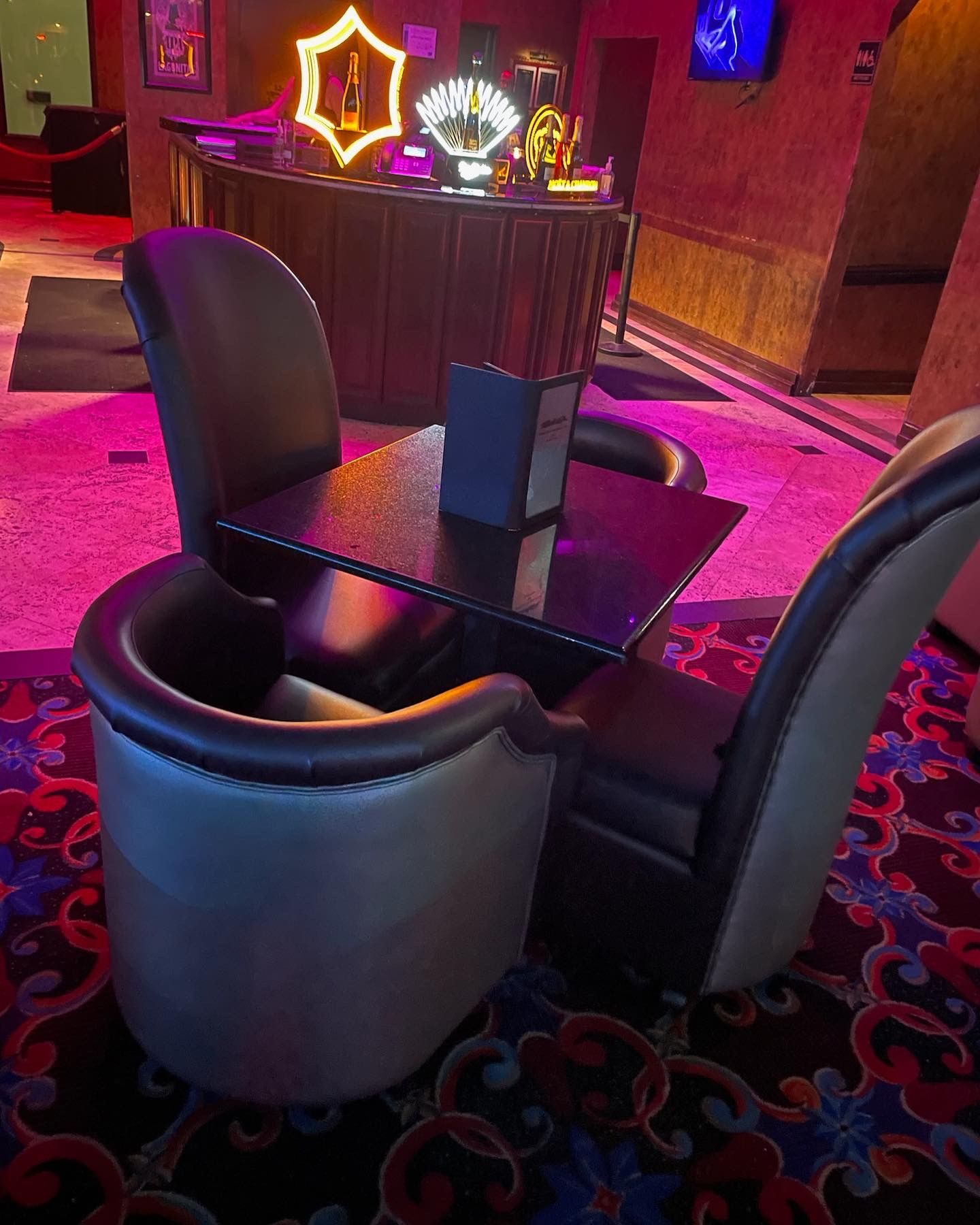nightclub table with dining chairs